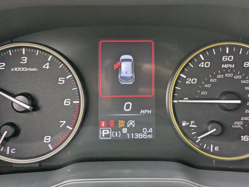 Used 2025 Subaru Crosstrek 2.5i Sport AWD/4WD image 35