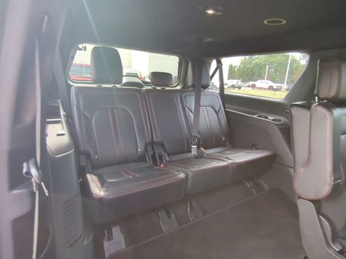 Used 2021 Ford Expedition Max Limited AWD/4WD image 9