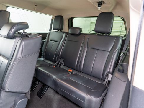 Used 2024 Ford Expedition Max XLT AWD/4WD image 33