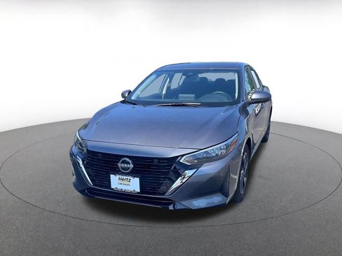 Used 2025 Nissan Sentra SV FWD image 9