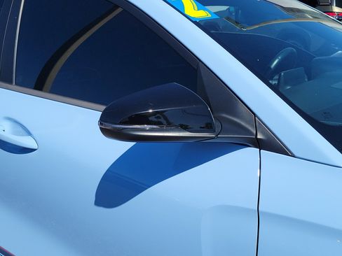 Used 2022 Hyundai Veloster N FWD image 9