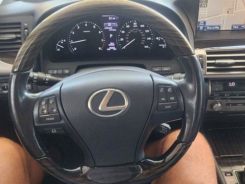 Used 2013 Lexus LS 460 w/ Comfort Pkg RWD image 20