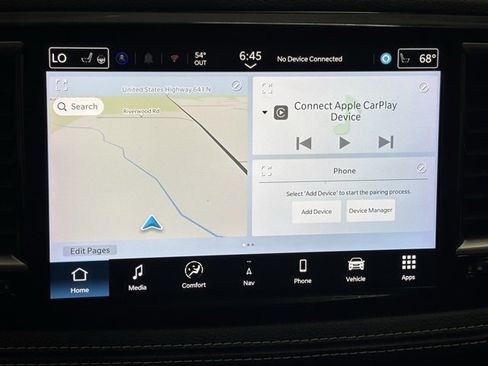 Used 2024 Chrysler Pacifica Select image 27