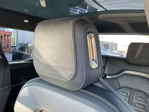 Used 2022 Rivian R1T Launch Edition image 18