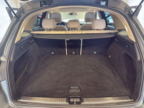 Used 2016 Mercedes-Benz GLC 300 4MATIC w/ Multimedia Package image 32