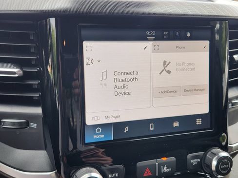 New 2026 RAM 1500 Express AWD/4WD image 16