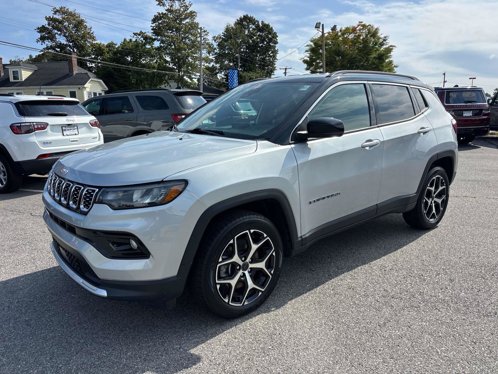 Certified 2025 Jeep Compass Limited AWD/4WD image 7