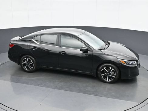 Used 2024 Nissan Sentra SV FWD image 23