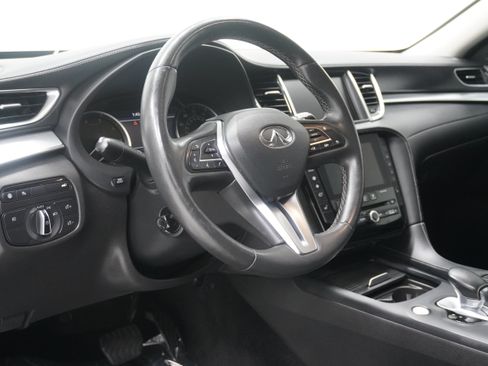 Used 2019 INFINITI QX50 Essential w/ Premium Heat Package FWD image 10
