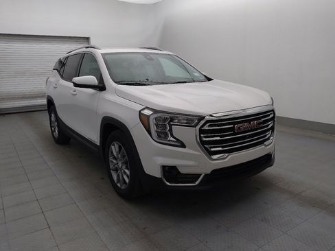 Used 2022 GMC Terrain SLT w/ Tech Package image 13