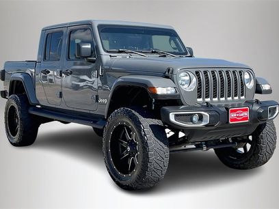 Used 2021 Jeep Gladiator Overland w/ Popular Equipment Package