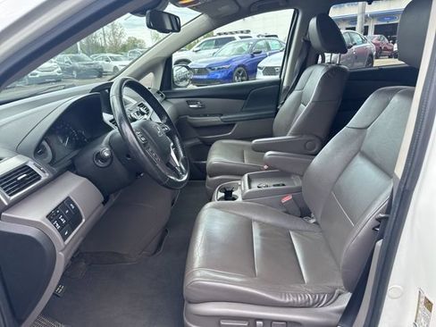 Used 2017 Honda Odyssey EX-L image 19