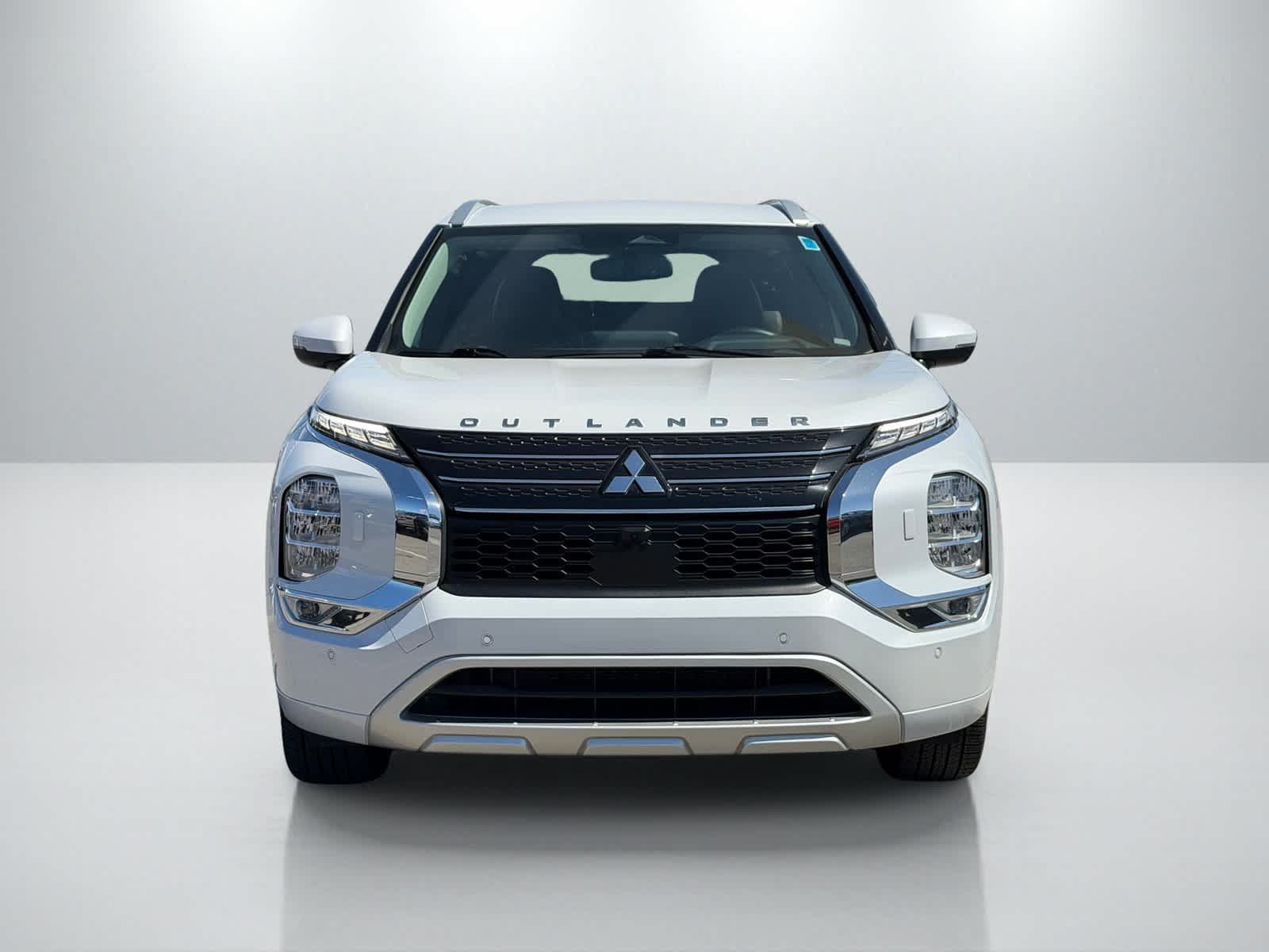 Used 2023 Mitsubishi Outlander SEL AWD/4WD image 11