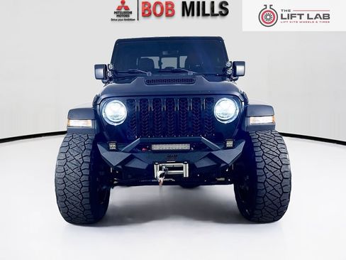 Used 2021 Jeep Gladiator Sport AWD/4WD image 3