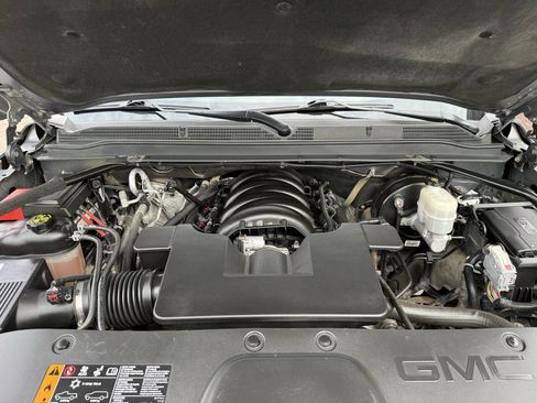 Used 2019 GMC Yukon XL SLT w/ Premium Edition image 92