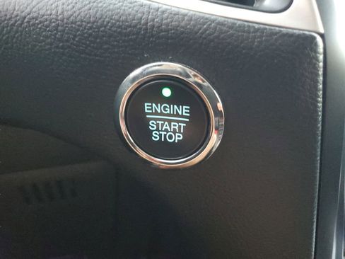 Used 2024 Ford Edge SEL image 27