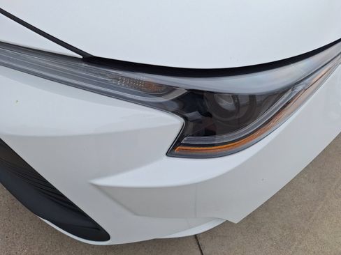 Used 2026 Toyota Corolla LE FWD image 10