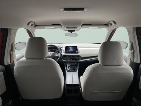 Used 2025 Nissan Rogue SV image 21