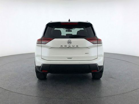 Used 2025 Nissan Rogue SV AWD/4WD image 7