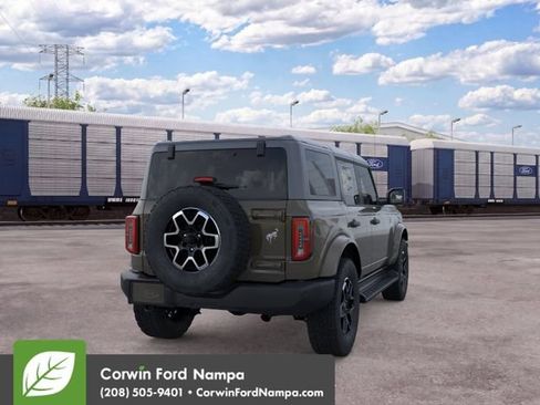 New 2026 Ford Bronco Outer Banks AWD/4WD image 8