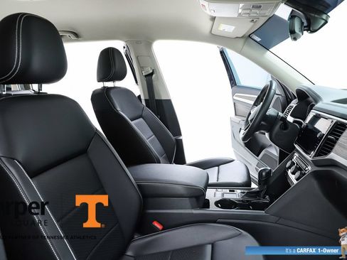 Used 2023 Volkswagen Atlas SE w/ Black Wheel Package FWD image 36