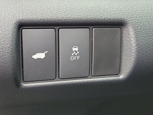 Certified 2025 Honda Pilot Touring image 20