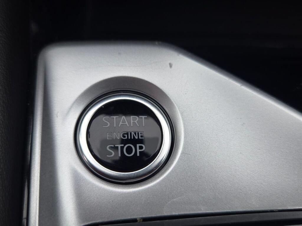 Used 2025 Nissan Altima 2.5 SR AWD/4WD image 27