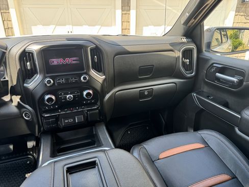 Used 2021 GMC Sierra 1500 AT4 AWD/4WD image 14
