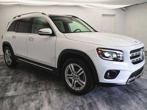 Used 2022 Mercedes-Benz GLB 250 GLB 250 image 3