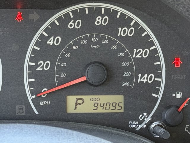 Used 2013 Toyota Corolla LE FWD image 14