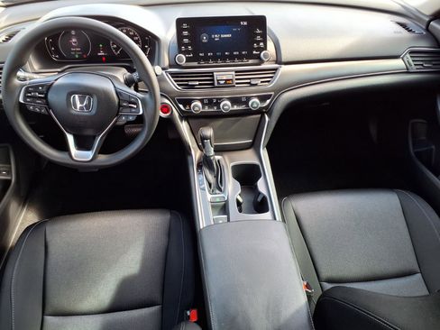 Certified 2020 Honda Accord LX image 4