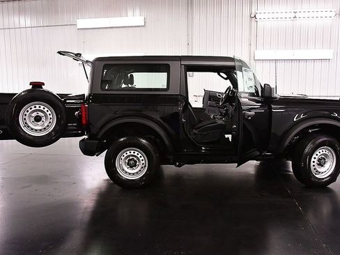 New 2026 Ford Bronco 2-Door AWD/4WD image 29