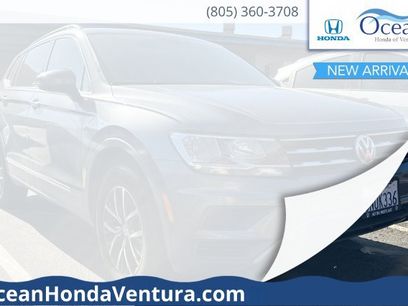 Used 2020 Volkswagen Tiguan SE w/ Panoramic Sunroof Package