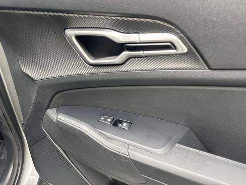 Used 2025 Kia Sportage LX FWD image 49