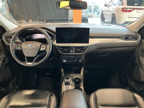 Used 2024 Ford Escape Platinum image 24