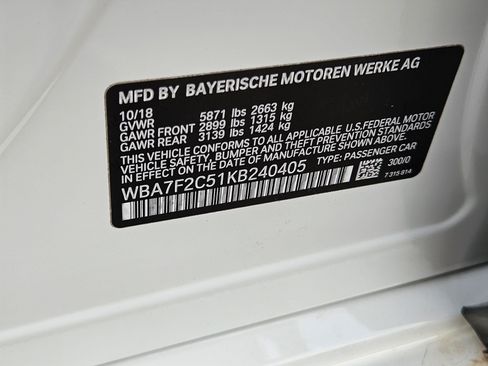 Used 2019 BMW 750i xDrive w/ Executive Package AWD/4WD image 30