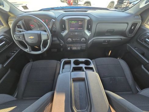 Used 2025 Chevrolet Silverado 1500 Custom AWD/4WD image 34