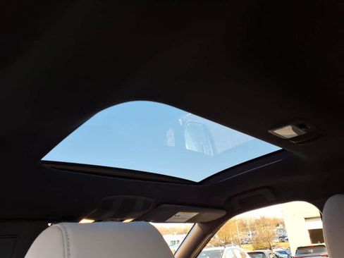 Used 2024 Mitsubishi Eclipse Cross SEL image 23