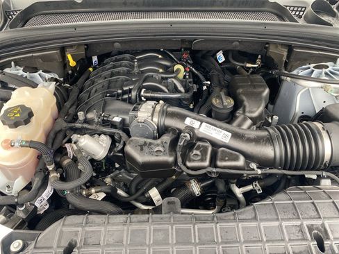 Used 2024 Jeep Grand Cherokee Altitude image 26