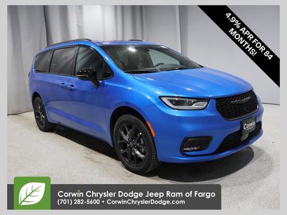 New 2026 Chrysler Pacifica Limited