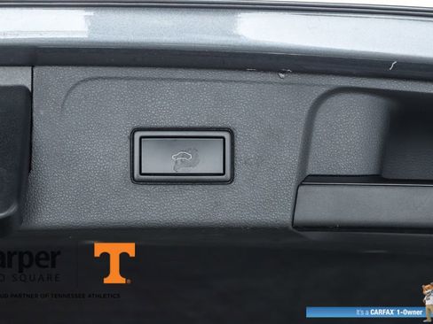 Used 2021 Volkswagen Atlas SE w/ Panoramic Sunroof Package image 30