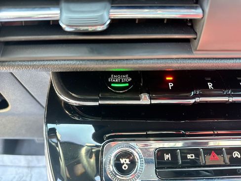 Used 2023 Lincoln Corsair Reserve w/ Equipment Group 202A image 22