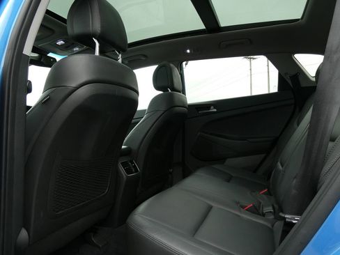 Used 2016 Hyundai Tucson Limited w/ Option Group 03 FWD image 19