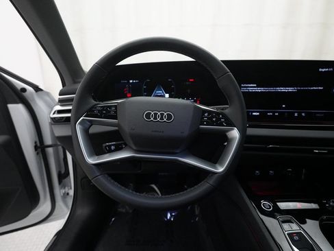 Used 2025 Audi A5 2.0T Premium w/ Premium Plus AWD/4WD image 4