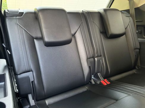 Used 2018 Volkswagen Atlas SE image 36