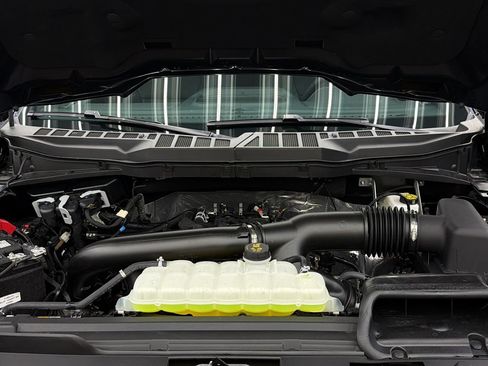 Used 2026 Ford F150 Lariat AWD/4WD image 19