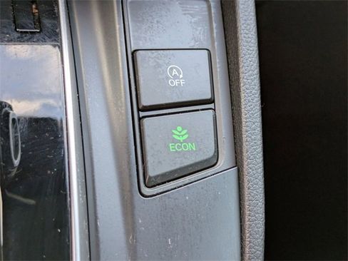 Certified 2020 Honda CR-V LX image 33