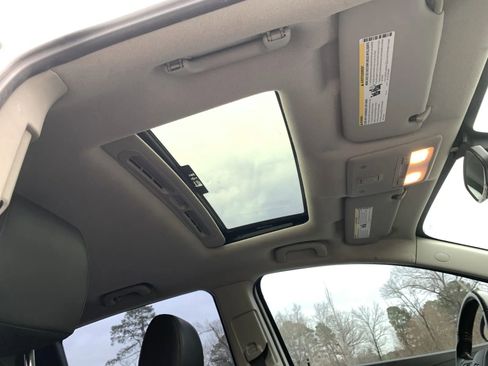 Used 2020 Chevrolet Sonic Premier image 13