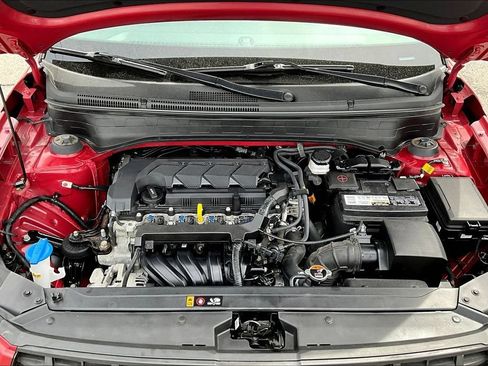 Used 2023 Hyundai Venue SE w/ Cargo Package FWD image 32