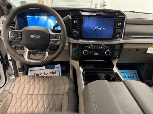 New 2026 Ford F350 Platinum w/ Platinum Plus Package AWD/4WD image 13